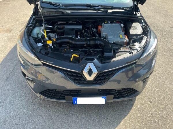 Renault Clio Hybrid E-Tech 140 CV 5 porte Zen - immagine 3