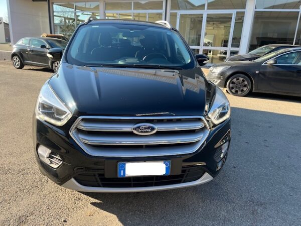 Ford Kuga 1.5 TDCI BUSINESS S&S 2WD 120CV POWERSHIFT 88 KW (120 CV), Diesel, Sequenziale,2017 - immagine 9