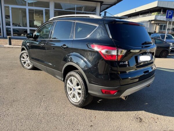 Ford Kuga 1.5 TDCI BUSINESS S&S 2WD 120CV POWERSHIFT 88 KW (120 CV), Diesel, Sequenziale,2017 - immagine 5