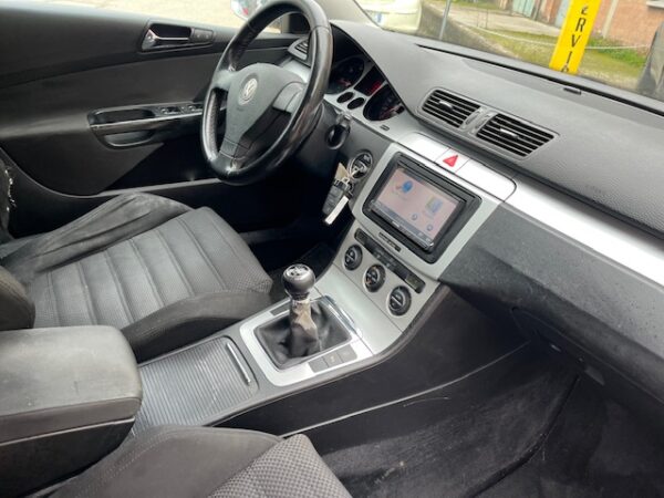 VOLKSWAGEN PASSAT VARIANT 2.0TDI - immagine 17